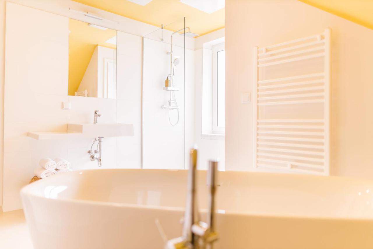 Boutiquehotel Caravella Velden By S4Y Velden am Wörthersee Esterno foto